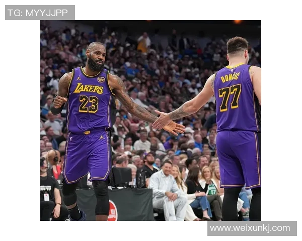 季后赛激战湖人对决马刺精彩解说回顾与分析
