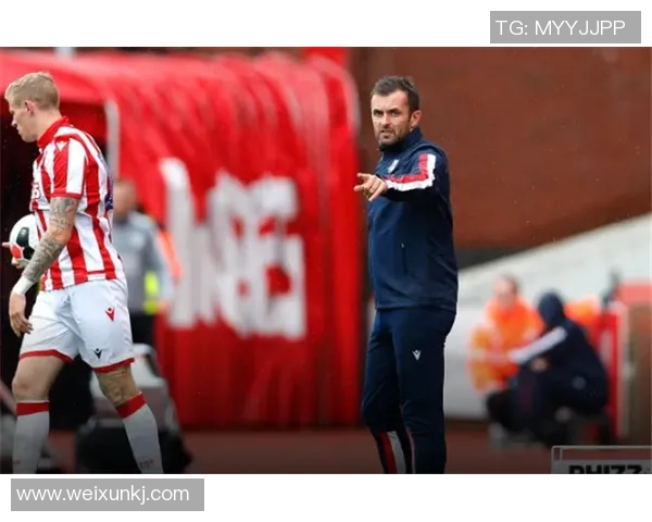 巡游者与斯托克的激烈对决谁能在赛场上笑到最后