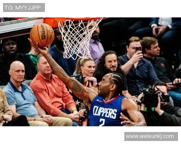 火箭队在最后时刻逆转快船队展现惊人逆袭实力的精彩比赛回顾