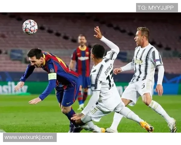 南京足球队以83分稳居冠军赛积分榜首位追赶者紧随其后 南京足球队以83分稳居冠军赛积分榜首位追赶者紧随其后