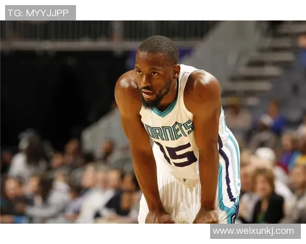 贾雷斯沃克的崛起与未来展望：篮球新星的成长之路